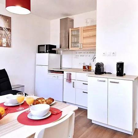 شقة 6 Couchages, Wifi Fibre & Netflix 